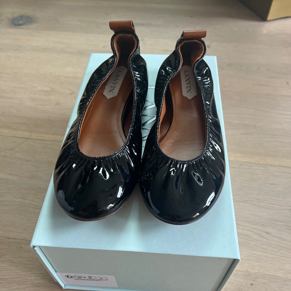 Lanvin patent black flats
